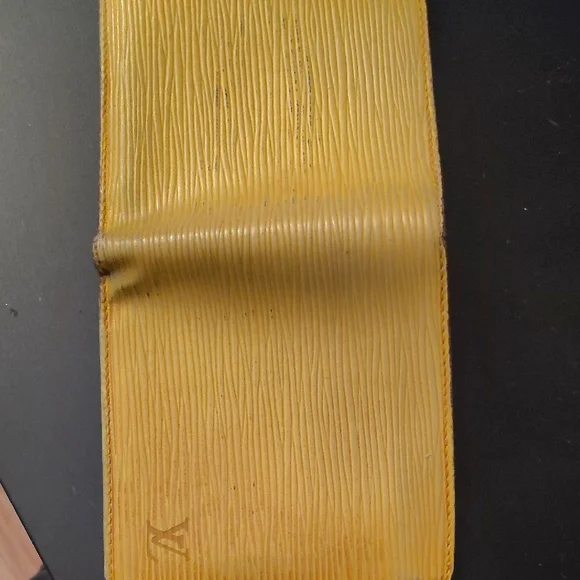 Louis Vuitton Mustard Yellow Card Holder - Picture 8 of 10